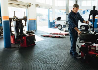 The Ultimate Guide to Insurance for the Auto Repair Industry