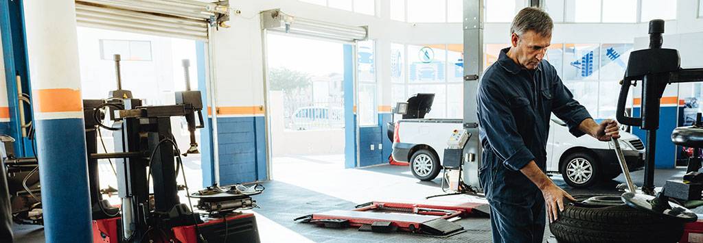 How to purchase business insurance for an auto repair shop.